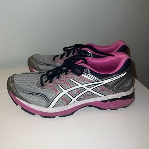 Asics GT-2000 Size 9.5